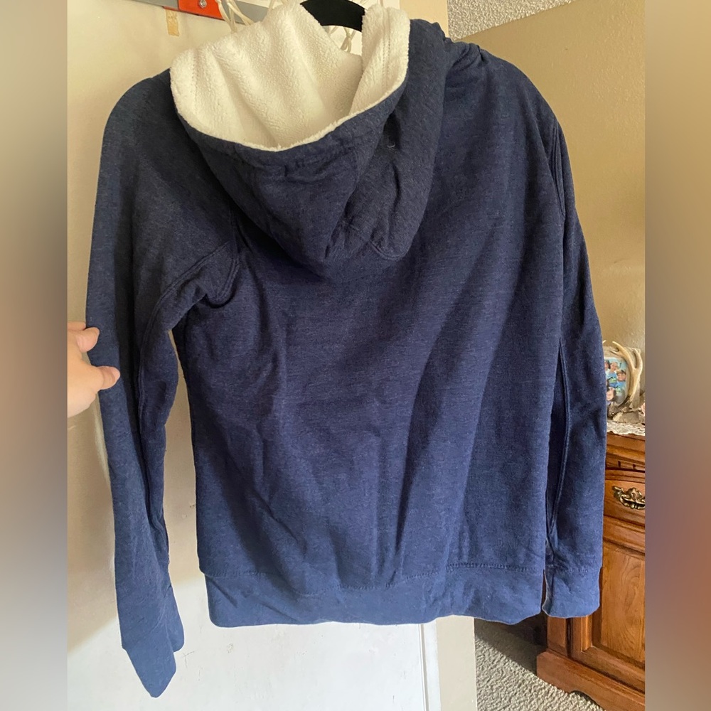 B30 - Chargers Football Navy Hoodie sz M - Picture 3 of 5